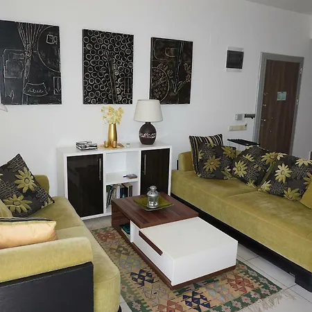 Elegant 4 Bedroom Duplex *